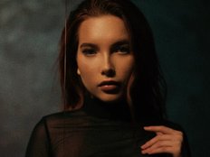 _Q_'s avatar