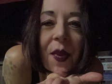 April_XO's avatar