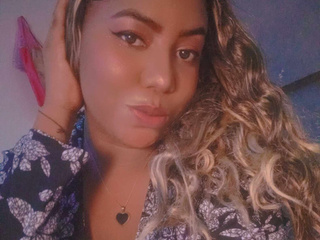 blonda ebony sexy