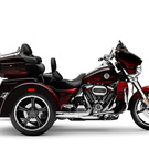 Harley Davidson Touring CVO Tri Glide 2022
