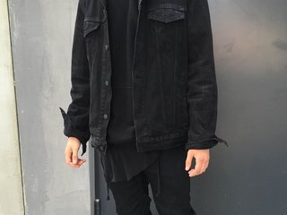 I Am A Blonde! I Come From Los Angeles! I'm 39 Yrs Old