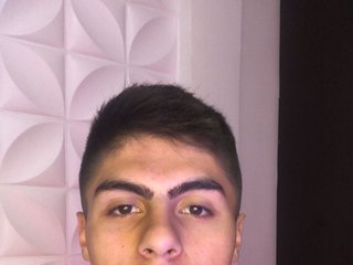 I Am A Brunette! I Live In Pereira