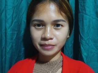 I Am A Blonde And I'm A Cam Attractive Gal! I'm 25 Yrs Old
