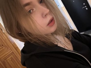 I Am A Brunette! A Live Cam Lovable Bimbo Is What I Am