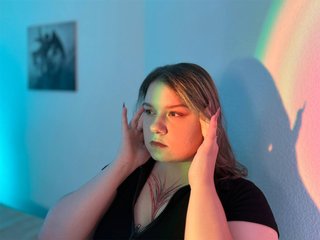 My BongaCams Model Name Is AliceMcCoy! A Webcam Hot Honey Is What I Am, I Am A Brunette