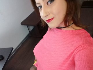I'm A Webcam Alluring Female, I'm 36 Years Old! People Call Me LexxxyHot
