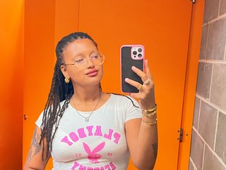 18 Is My Age And I'm A Webcam Easy Sweet Thing And My Model Name Is Myaaire