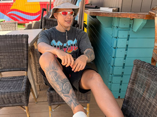 feet