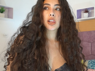 𝒷𝓁𝒶𝒸𝓀 𝓁𝒾𝓃ℊℯ𝓇𝒾ℯ