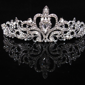 Be queen of queens
