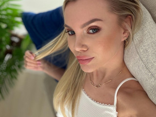 naughty enough? 😈😈