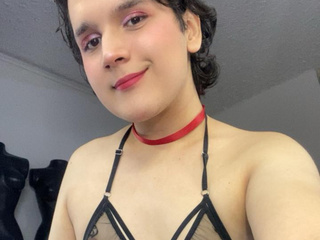 MAKE ME YOURS