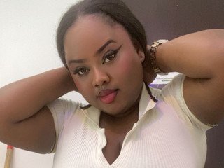 Thick Beauty! 🍒