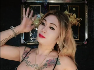 Fayola mE