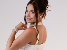 Anhika's avatar