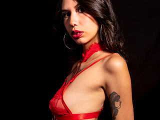 Discover the art of seduction in every look. 👀✨