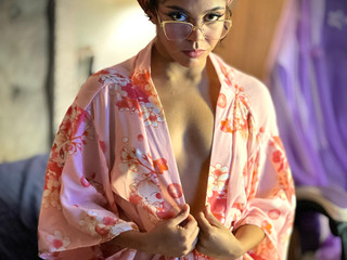 I WILL BE YOUR BEST TROLL JAPANESE GIRL EVER