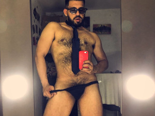 I am a affectionate bear