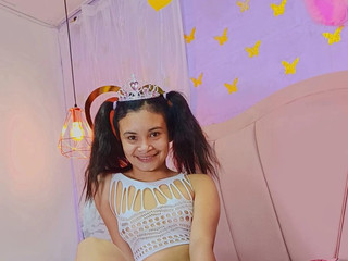 😉🌸Who wants to see my most dangerous side?😉🌸