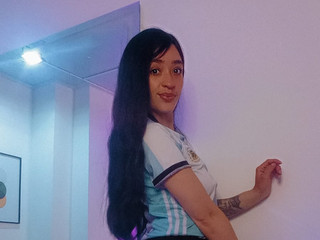 We play together? 🔥🖤💙