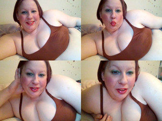 sexy bra with make up green eye shadow ;)