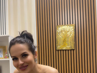 Join me live and enjoy this moment with me.