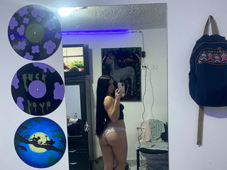 🌸👀
