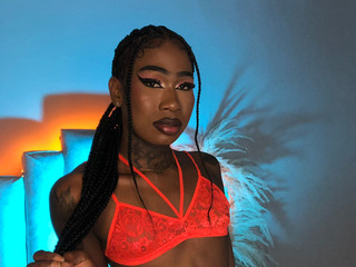 Hot sheinny 🔥