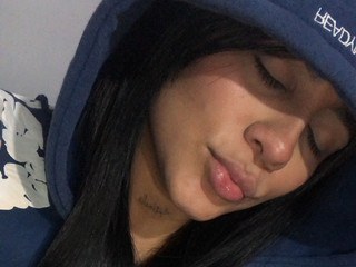 kisses