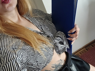 SEXY SEKRETÄRIN