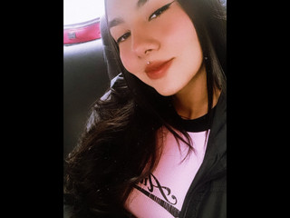 Valeria💜