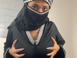 NICE GIRL