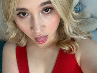 Golden Cherry Tease 🍭✨