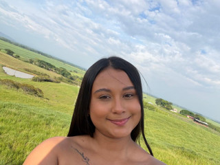 🦋 Soft outside, secrets inside 🤫