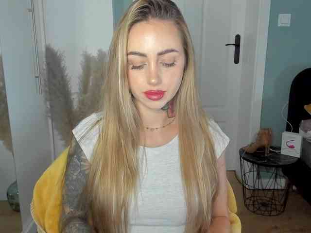 SEXYcoralie