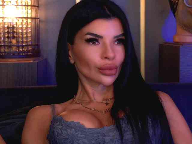 EleniaDevons