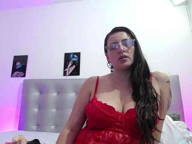 Horny-juliette