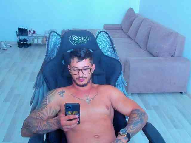 chrismaster12