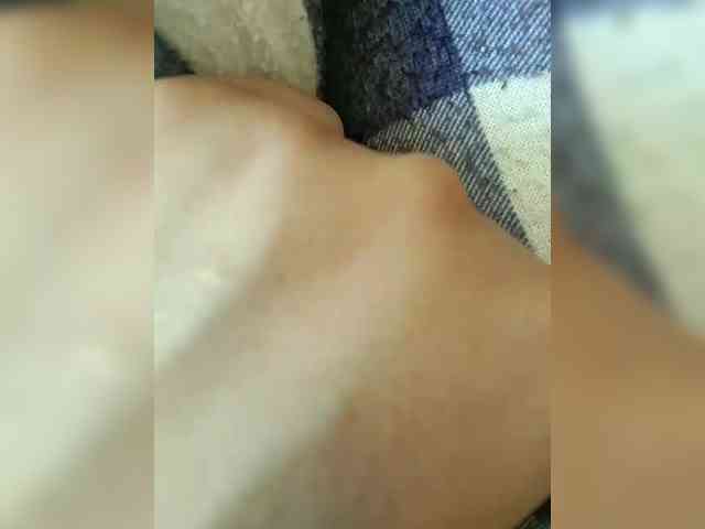 hornylittleprincess69