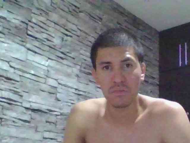 Sexylatin64