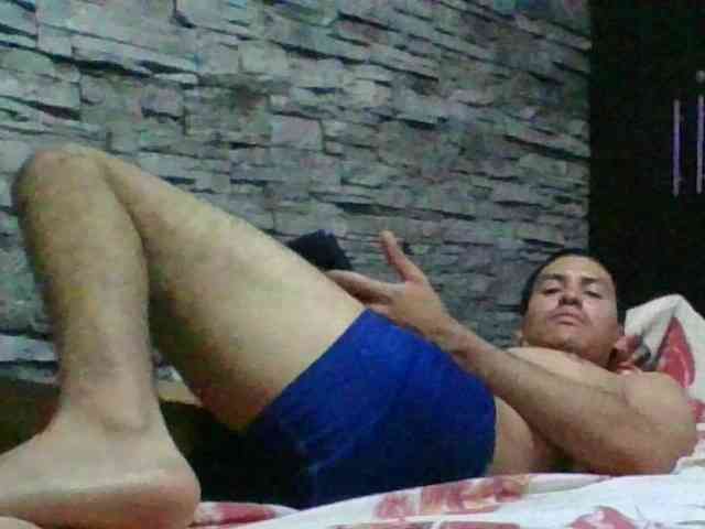 Sexylatin64