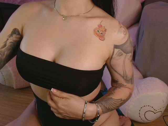AnyaKim1