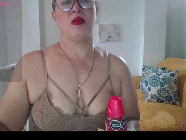 Hotmommyxxx