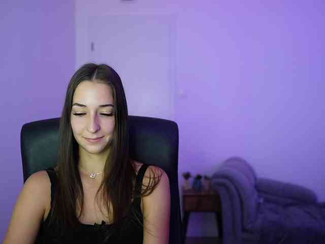 Crystalbrunette18