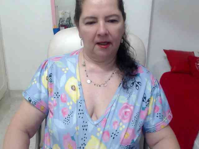 leonela-68