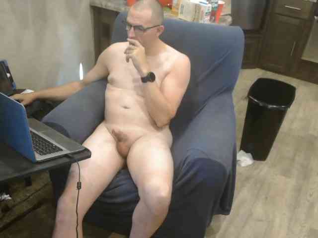 buttnaked