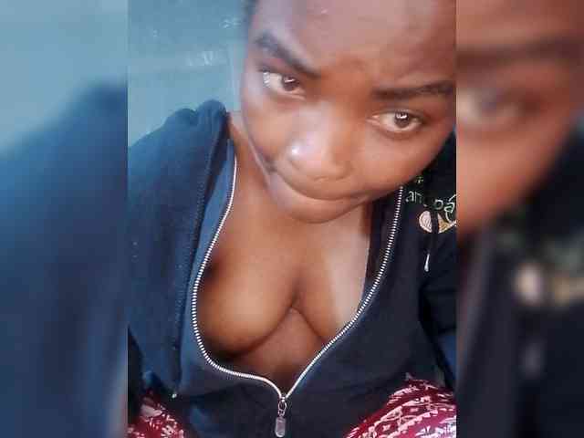 NaughtyGirl14a