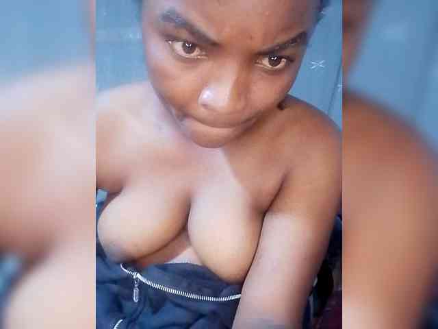 NaughtyGirl14a