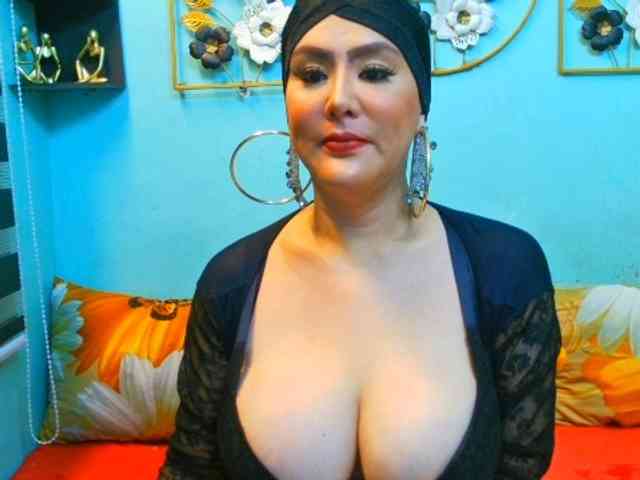 xSeductiveCockSofiax