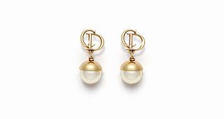 Pearl earrings